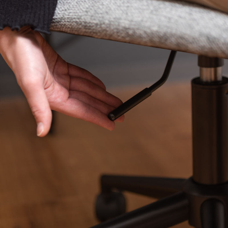 シンプルワークチェア